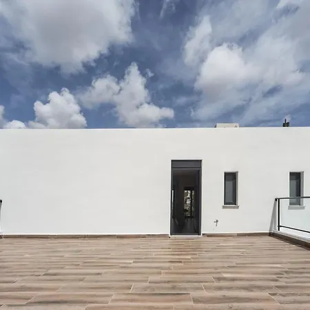 Willa White House With Minigolf 10 Minutes From Cullera